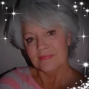 Meet your Posher, Debra